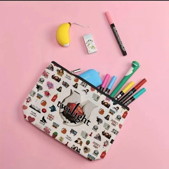 Canvas Zippered Pouch - TWILIGHT the Movie - Picture 3 of 5